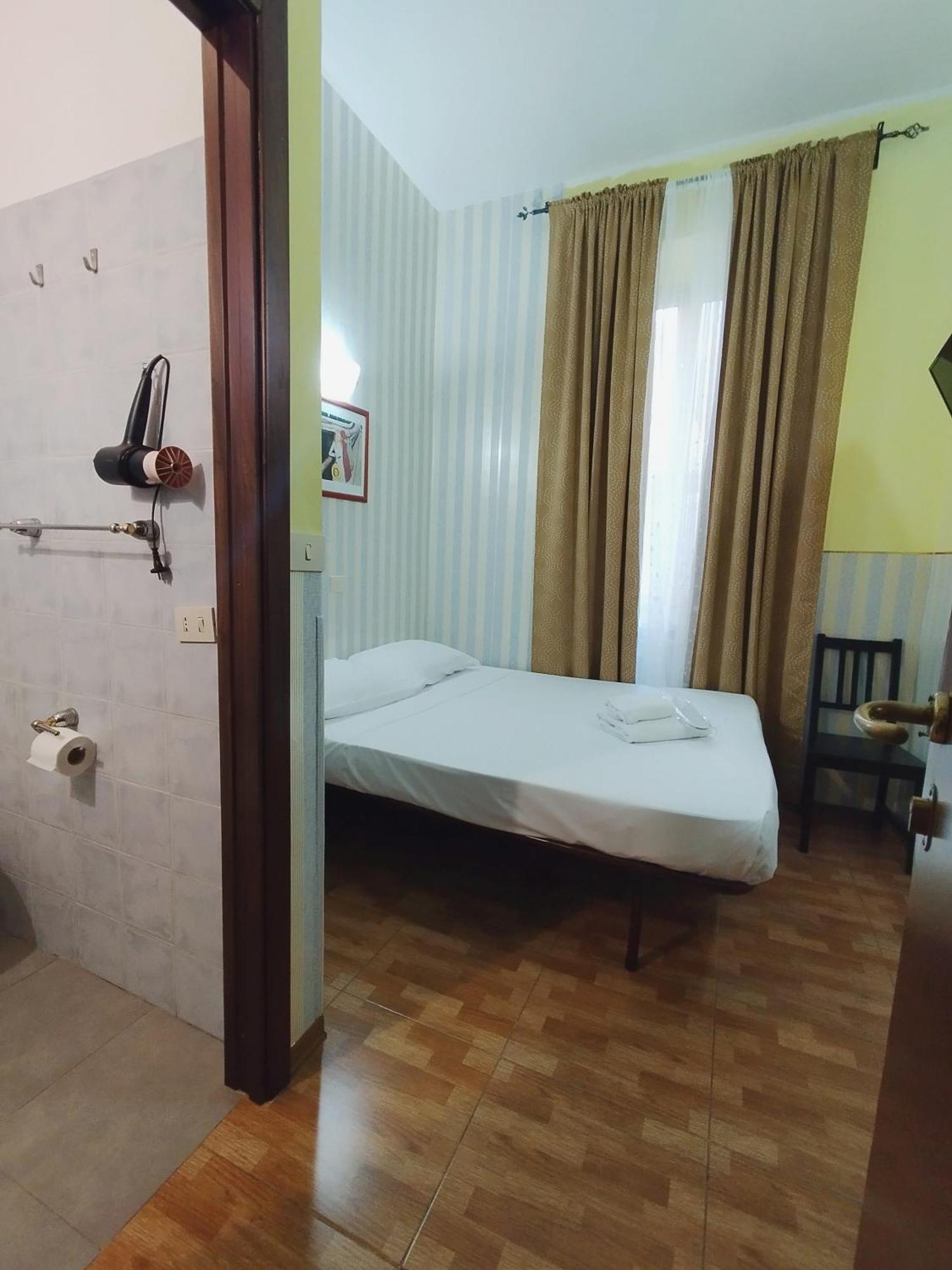 Booking Inn Settembre 95 Roma Phòng bức ảnh