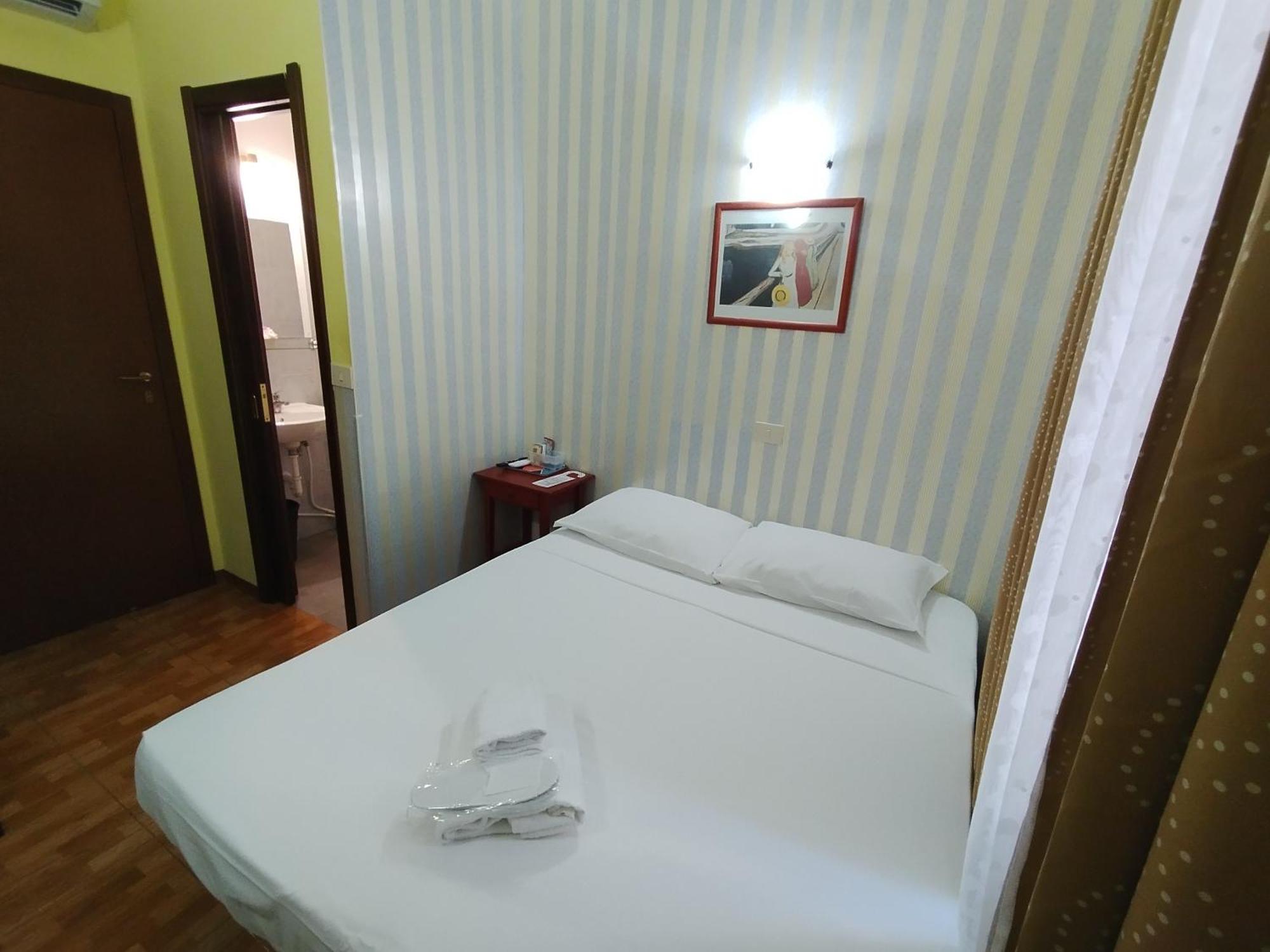 Booking Inn Settembre 95 Roma Phòng bức ảnh